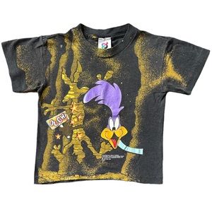 Vintage 1992 Looney Tunes Road Runner & Wile Coyote Single Stitch USA Shirt